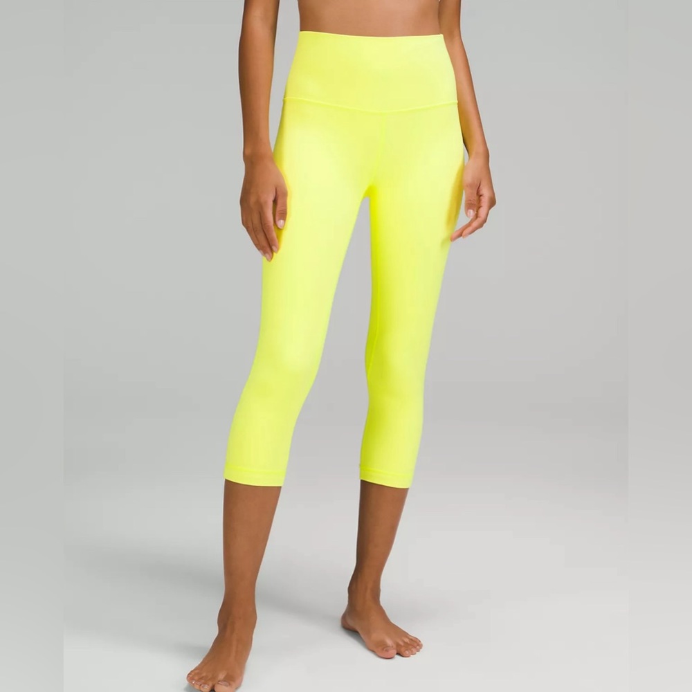 lululemon woemns Align™ High-Rise Crop 21" pants
